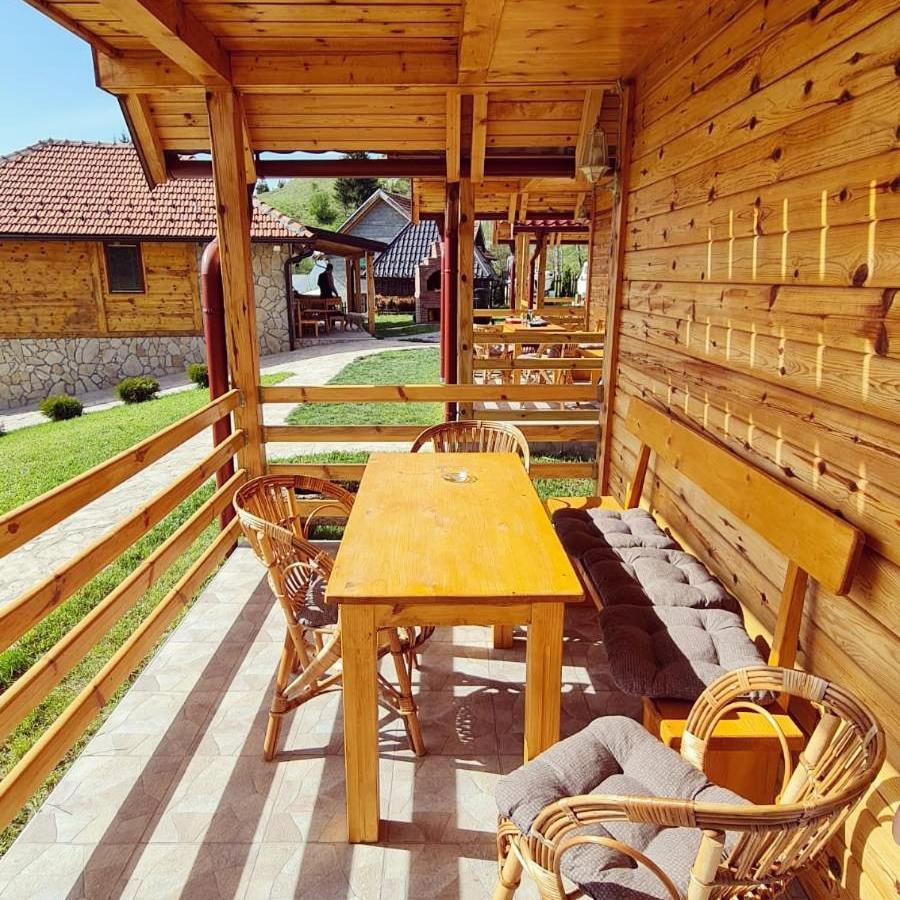 Drveni Raj Uvac Appartement Sjenica Buitenkant foto
