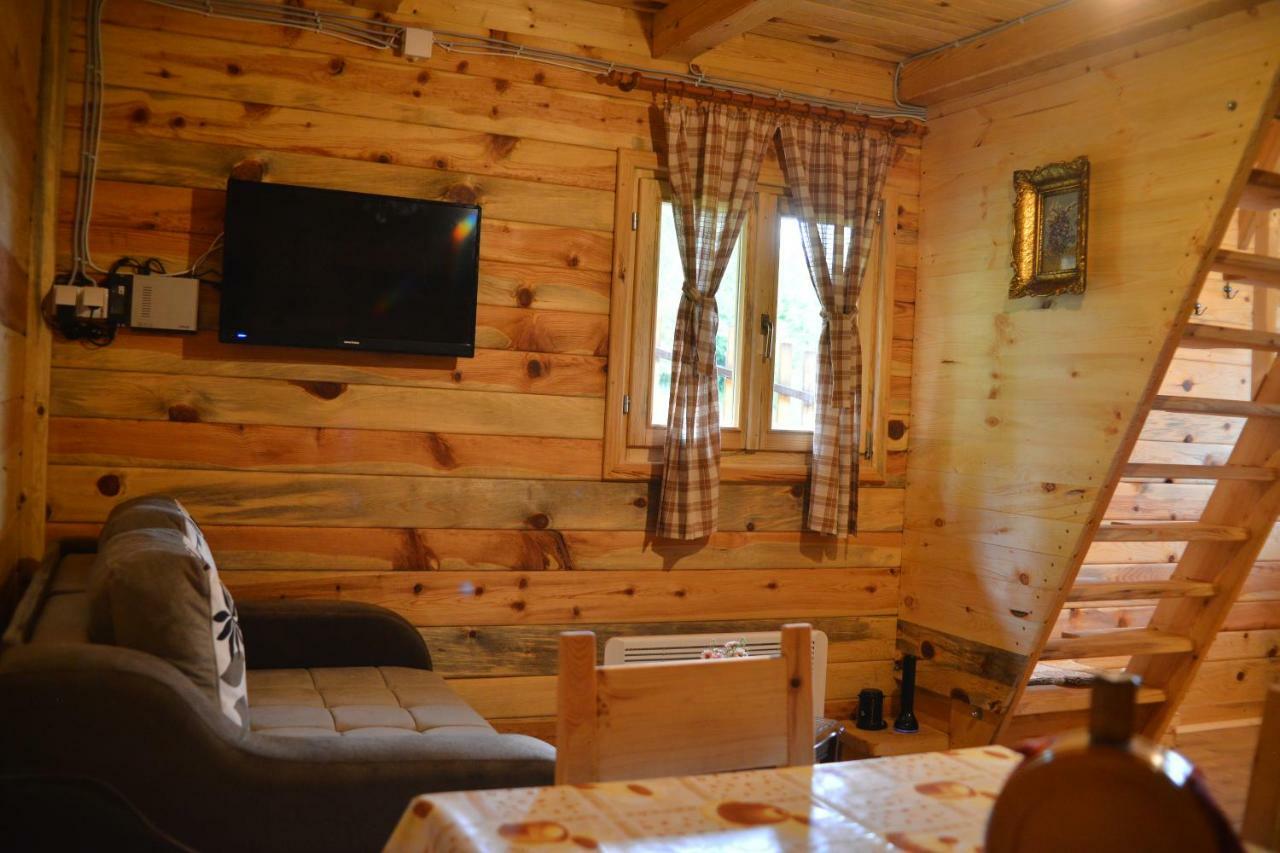 Drveni Raj Uvac Appartement Sjenica Buitenkant foto